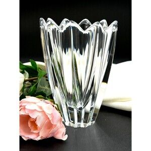 Vintage Orrefors Heavy Crystal Flower Vase Signed Made in Sweden 5.75” Gorgeous!
